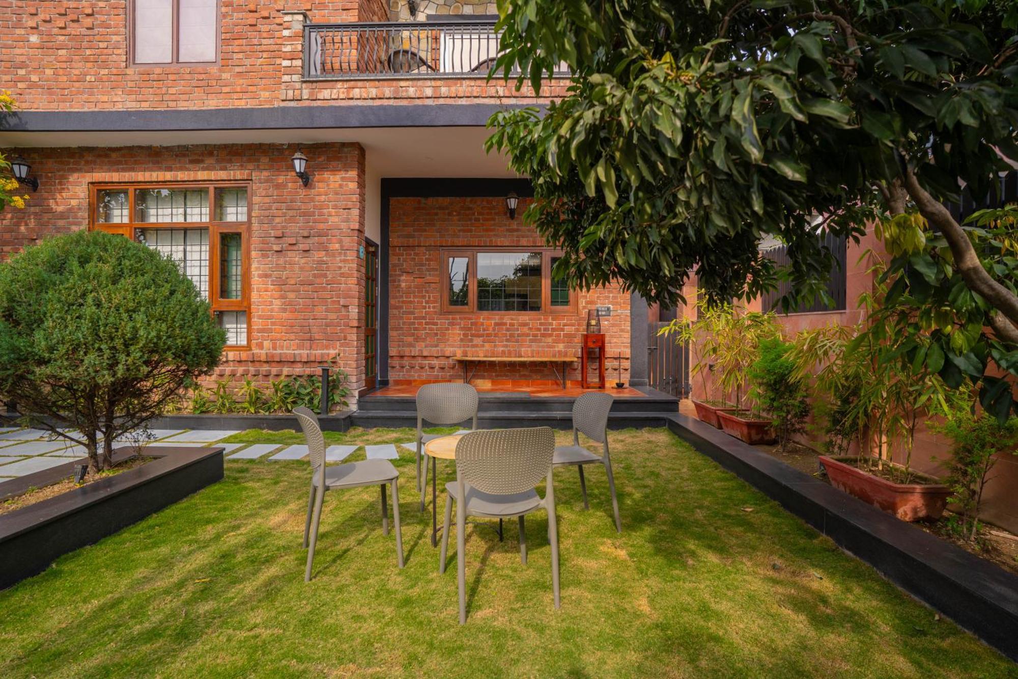 Hostie Vaikuntha - 3Bhk Mountain Villa, Dehradoon Dehradun Bagian luar foto